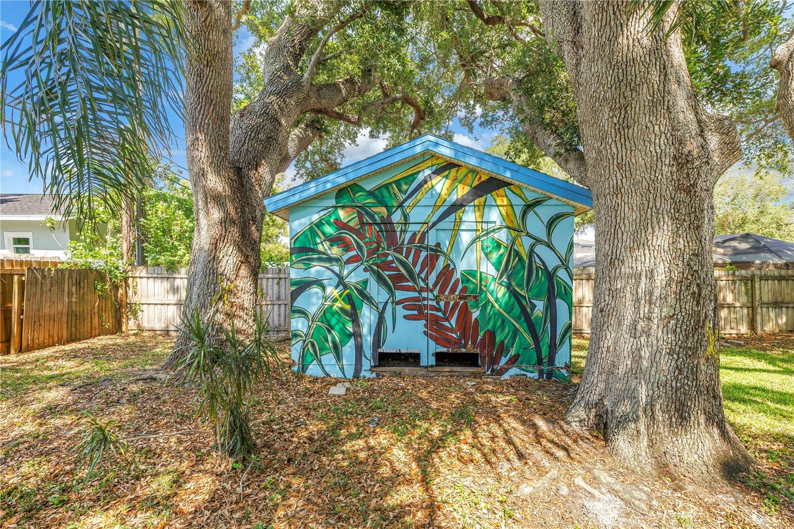 EDGEWATER ESTATES - Residential