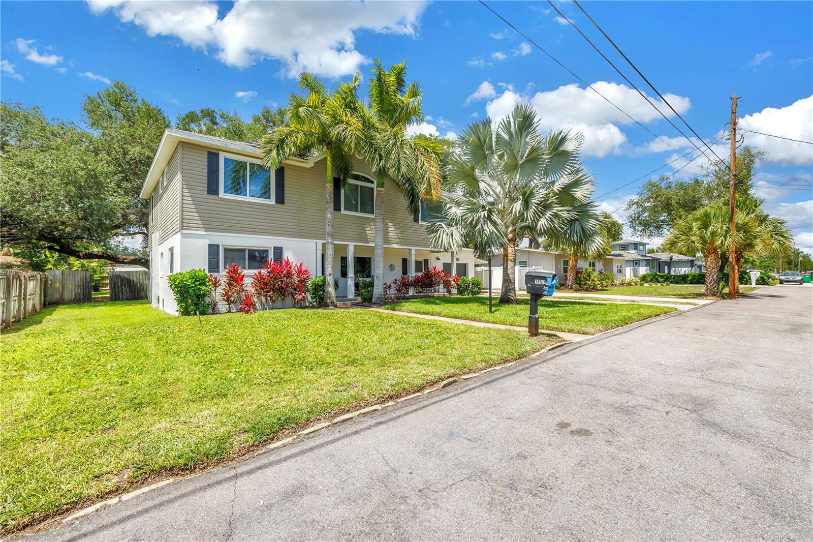 10819 SEMINOLE DRIVE N