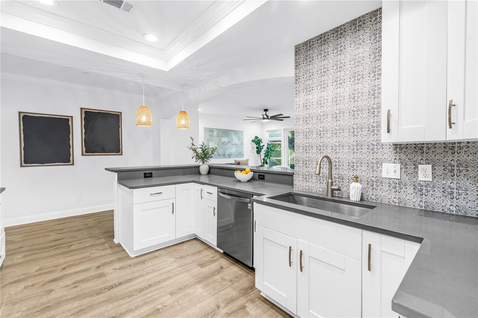 EDGEWATER ESTATES - Residential