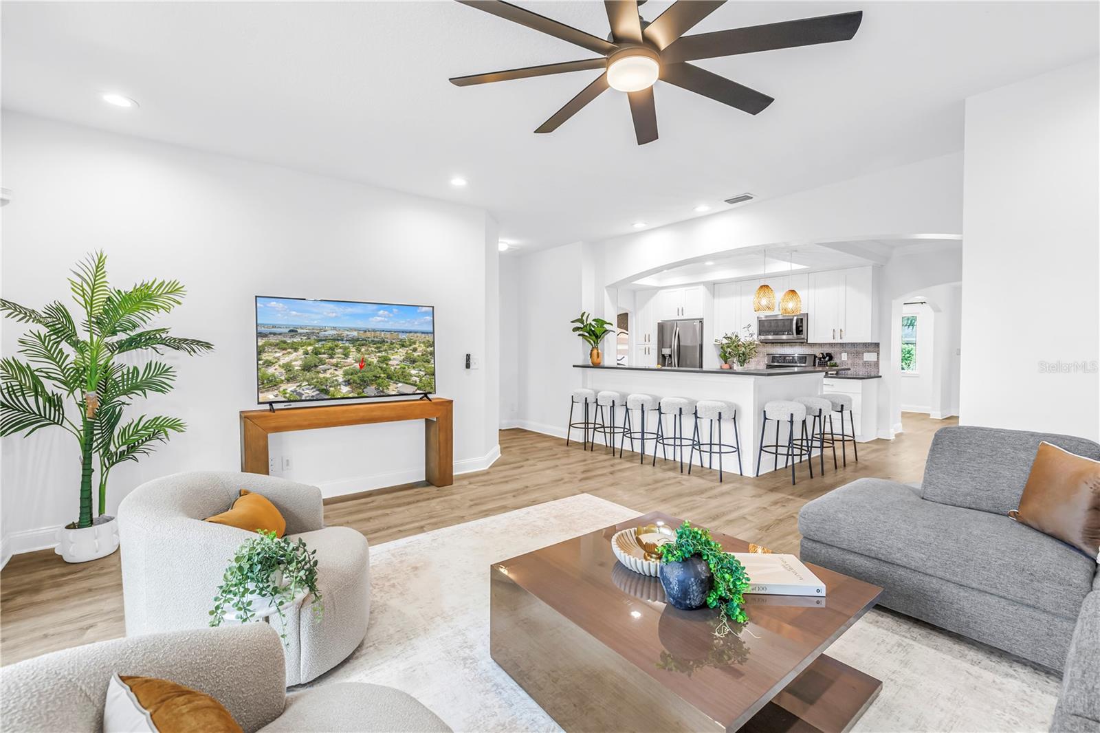EDGEWATER ESTATES - Residential