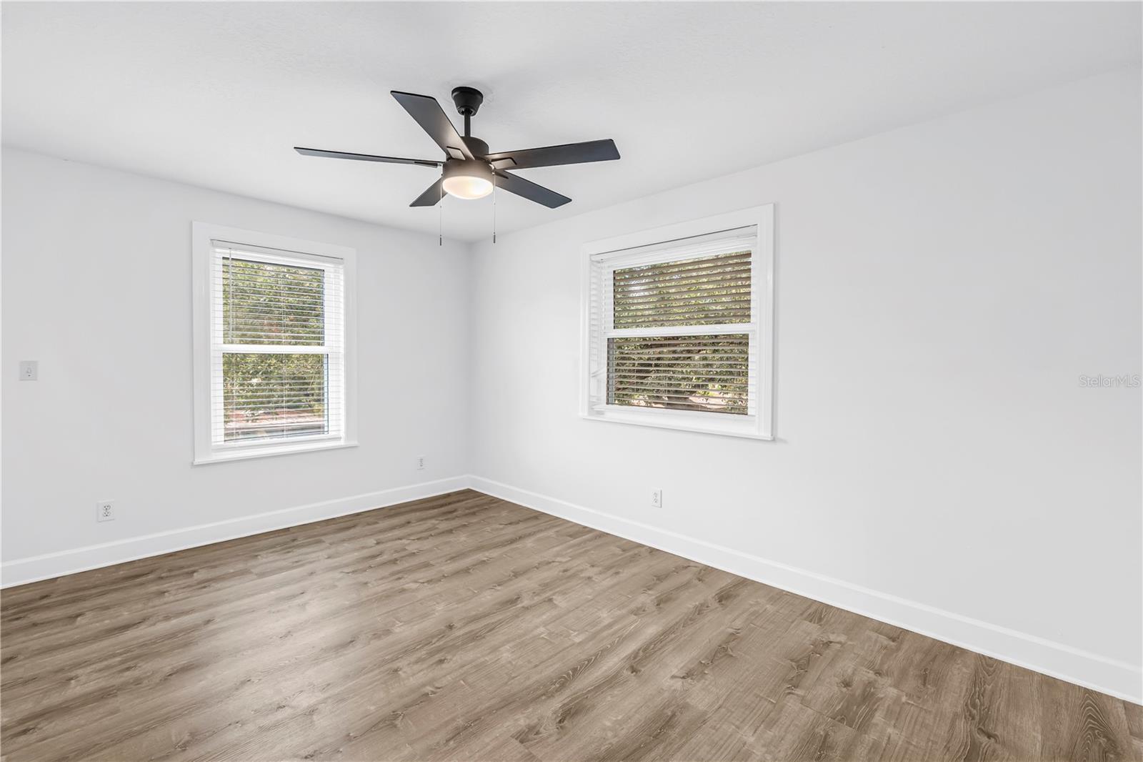 EDGEWATER ESTATES - Residential