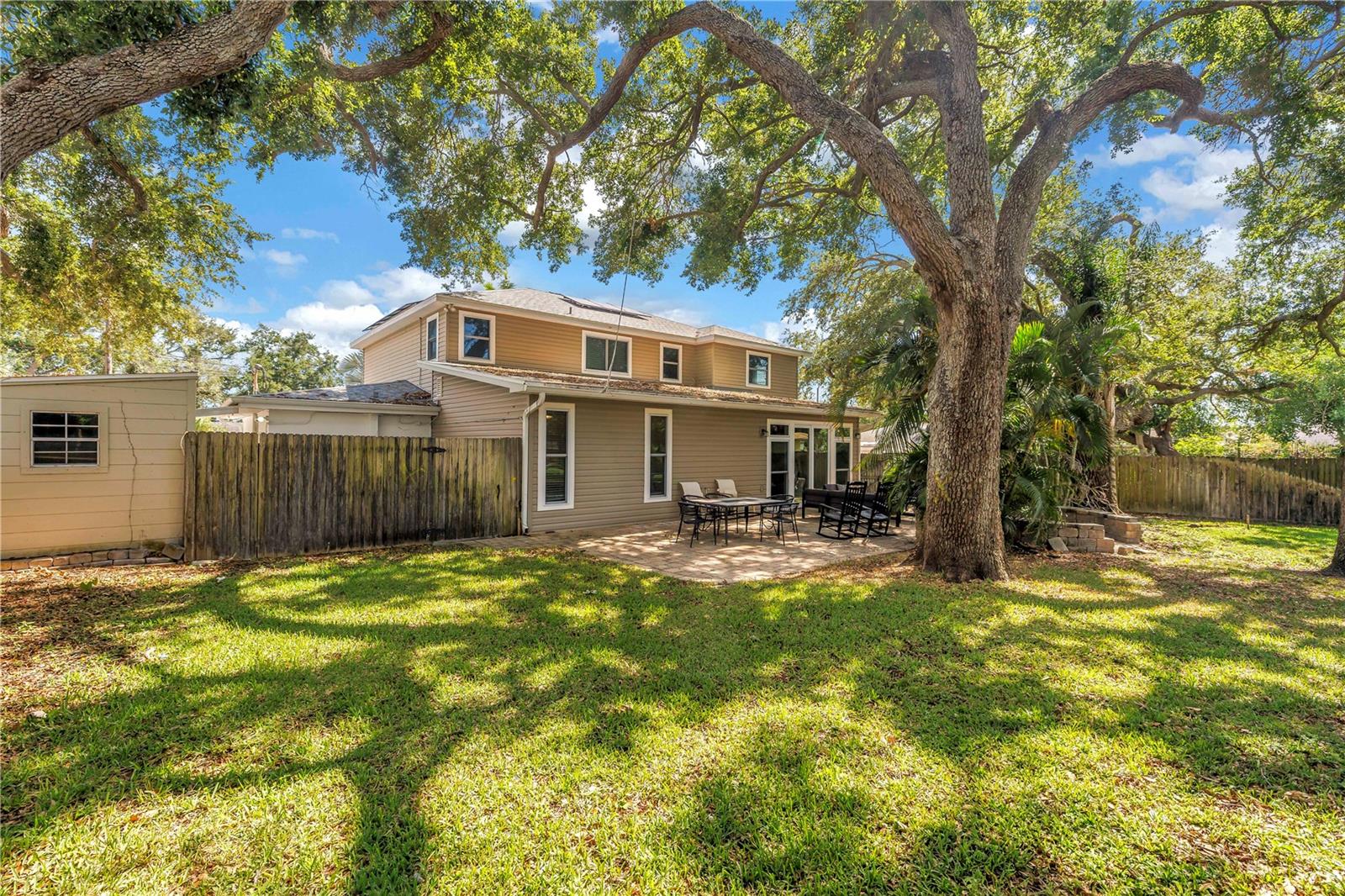 EDGEWATER ESTATES - Residential