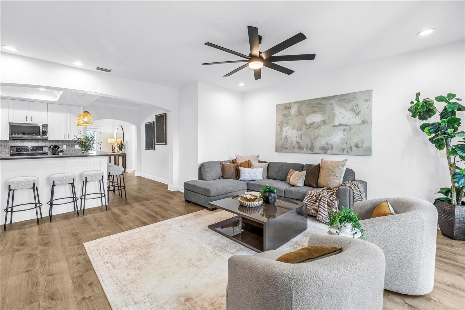 EDGEWATER ESTATES - Residential
