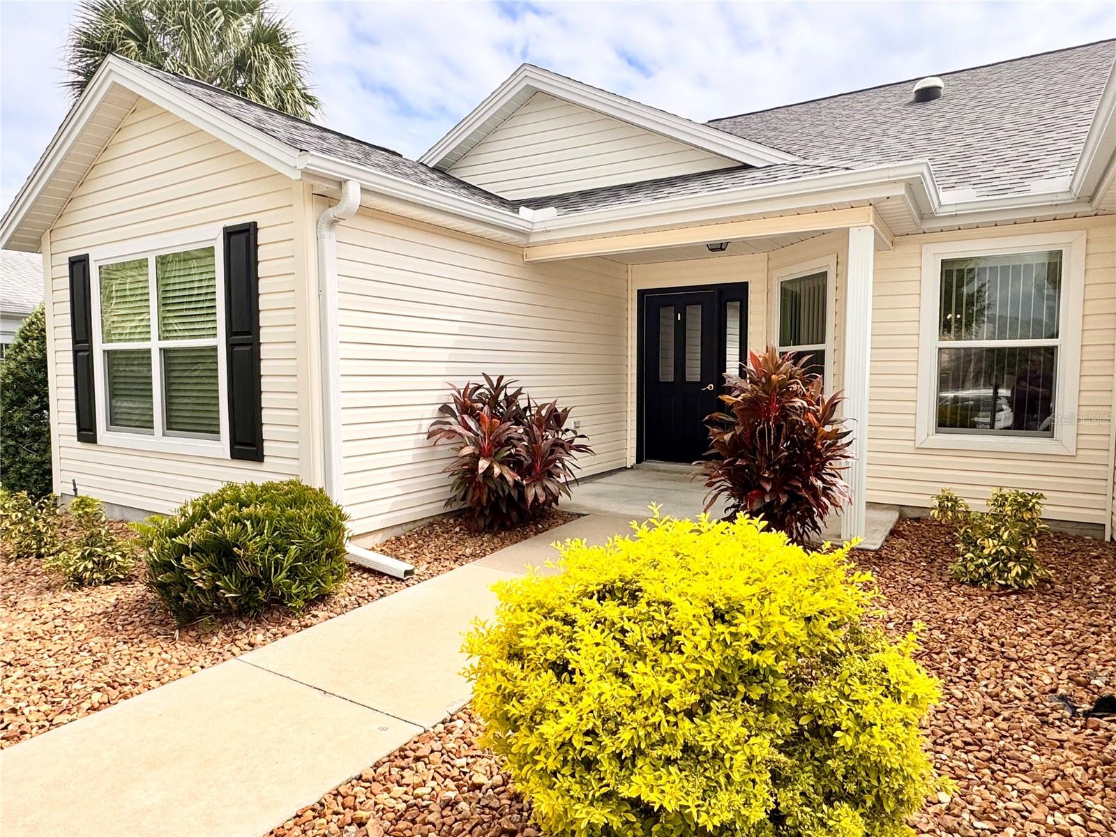 1468 GOLDEN RIDGE DRIVE