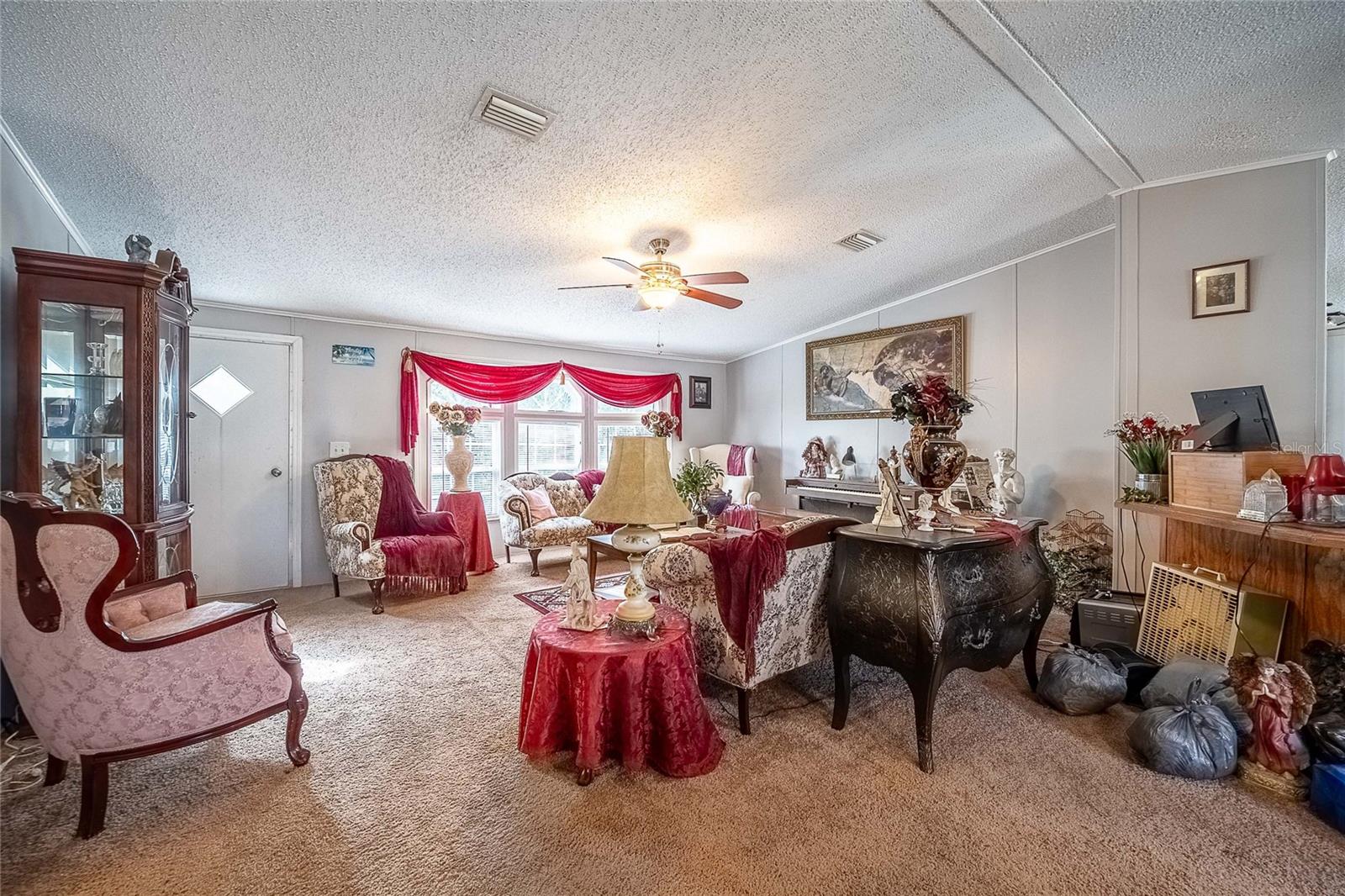 COUNTRY VIEW ESTATES - Residential