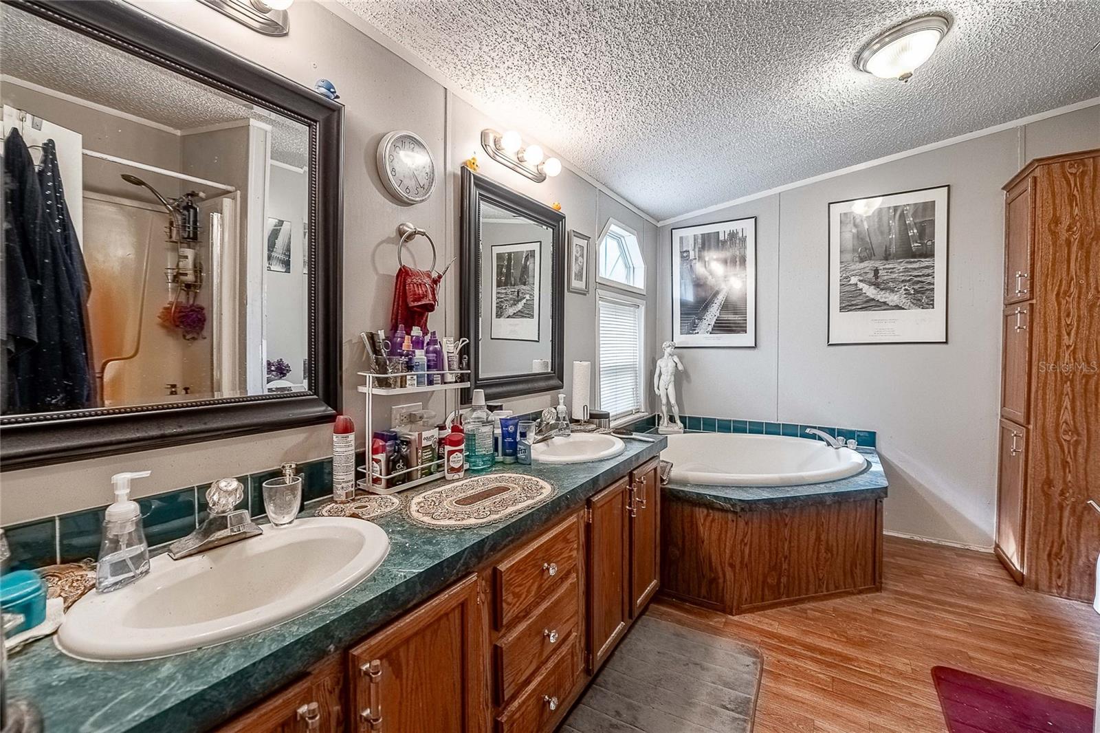 COUNTRY VIEW ESTATES - Residential