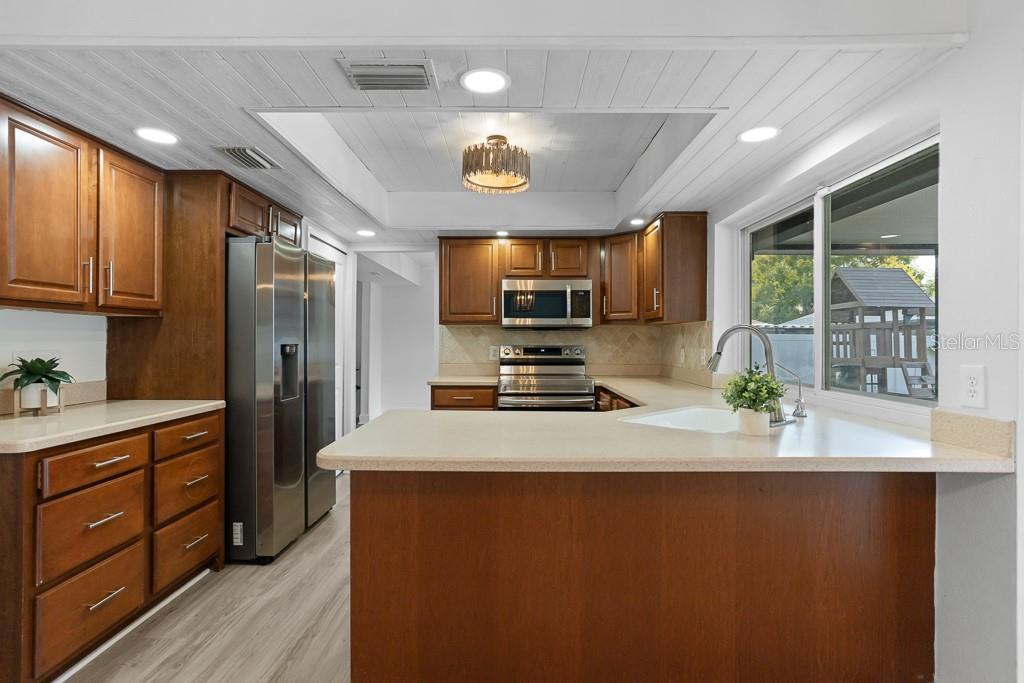 BLOOMINGDALE OAKS - Residential