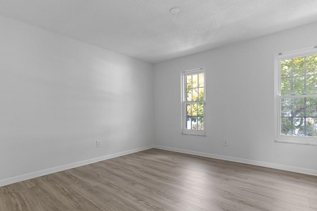 BLOOMINGDALE OAKS - Residential