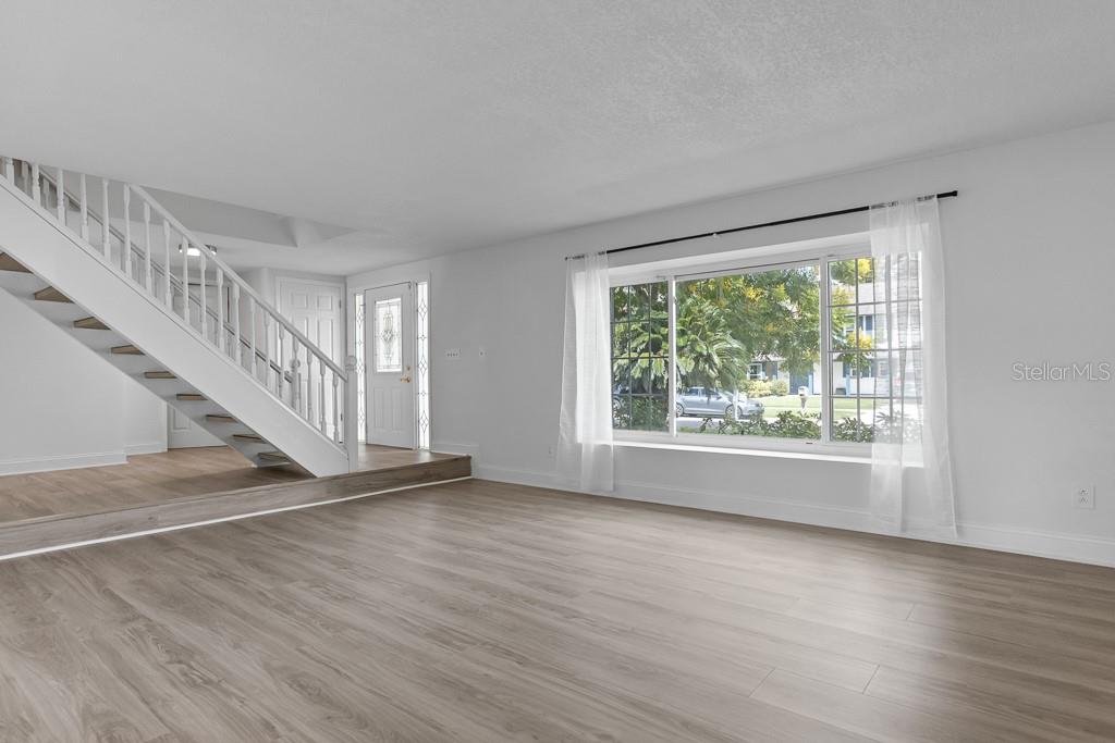 BLOOMINGDALE OAKS - Residential