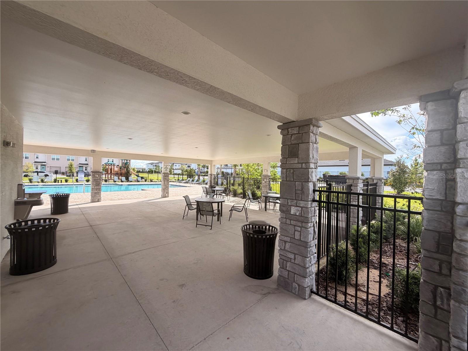 DANBURY/RIDGEWOOD LKS - Residential Lease