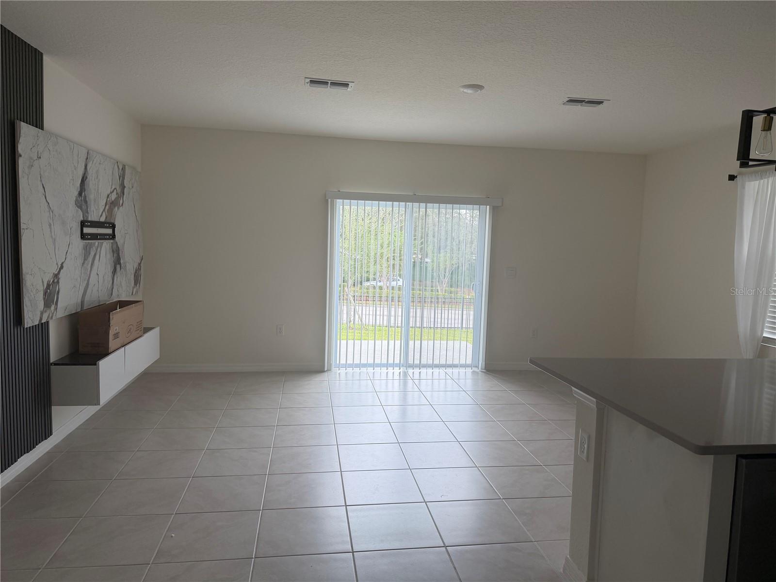 DANBURY/RIDGEWOOD LKS - Residential Lease