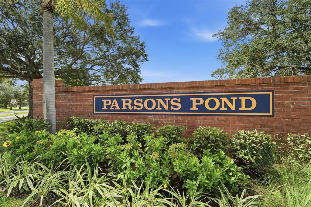 Photo of 2411 Parsons Pond Circle, Kissimmee, FL 34743 (MLS # O6432819)