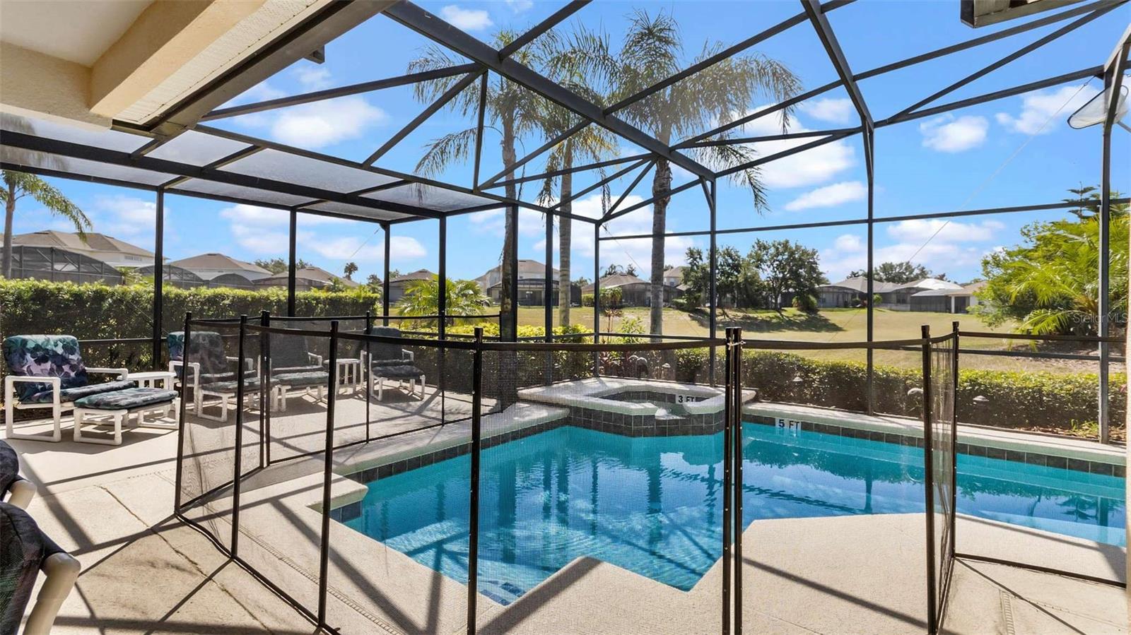 CALABAY PARC AT TOWER LAKE - Residential