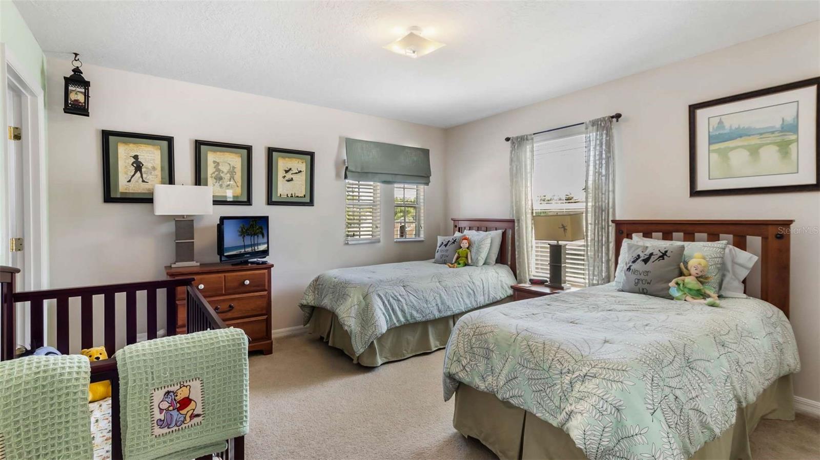 CALABAY PARC AT TOWER LAKE - Residential