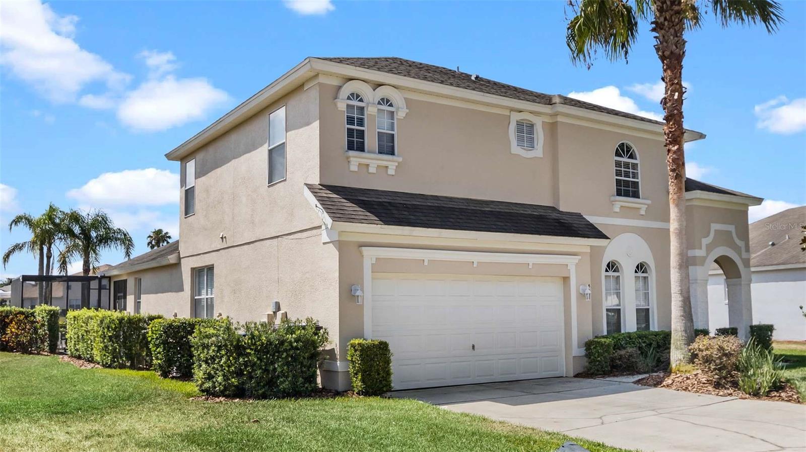 CALABAY PARC AT TOWER LAKE - Residential