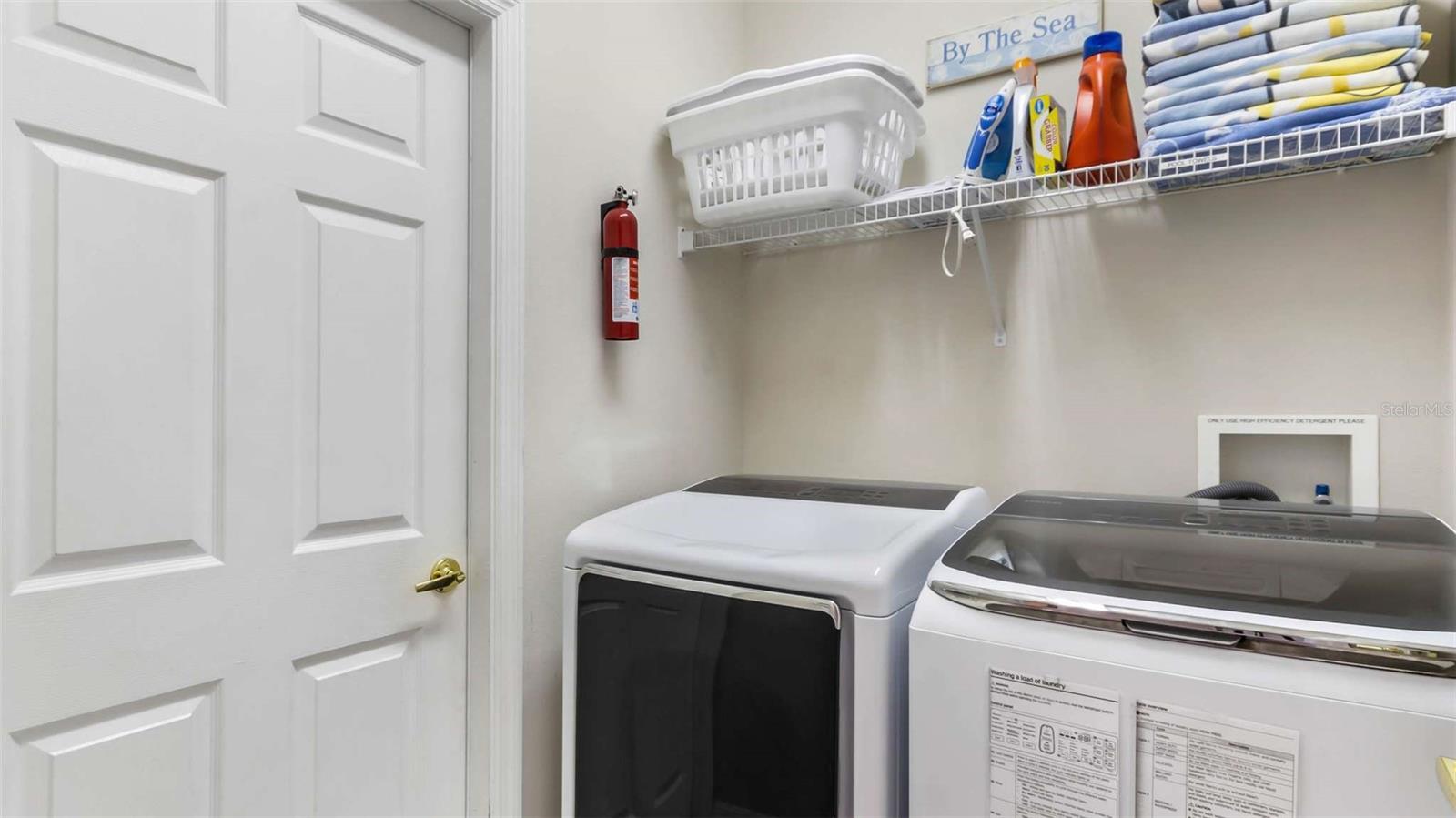 CALABAY PARC AT TOWER LAKE - Residential