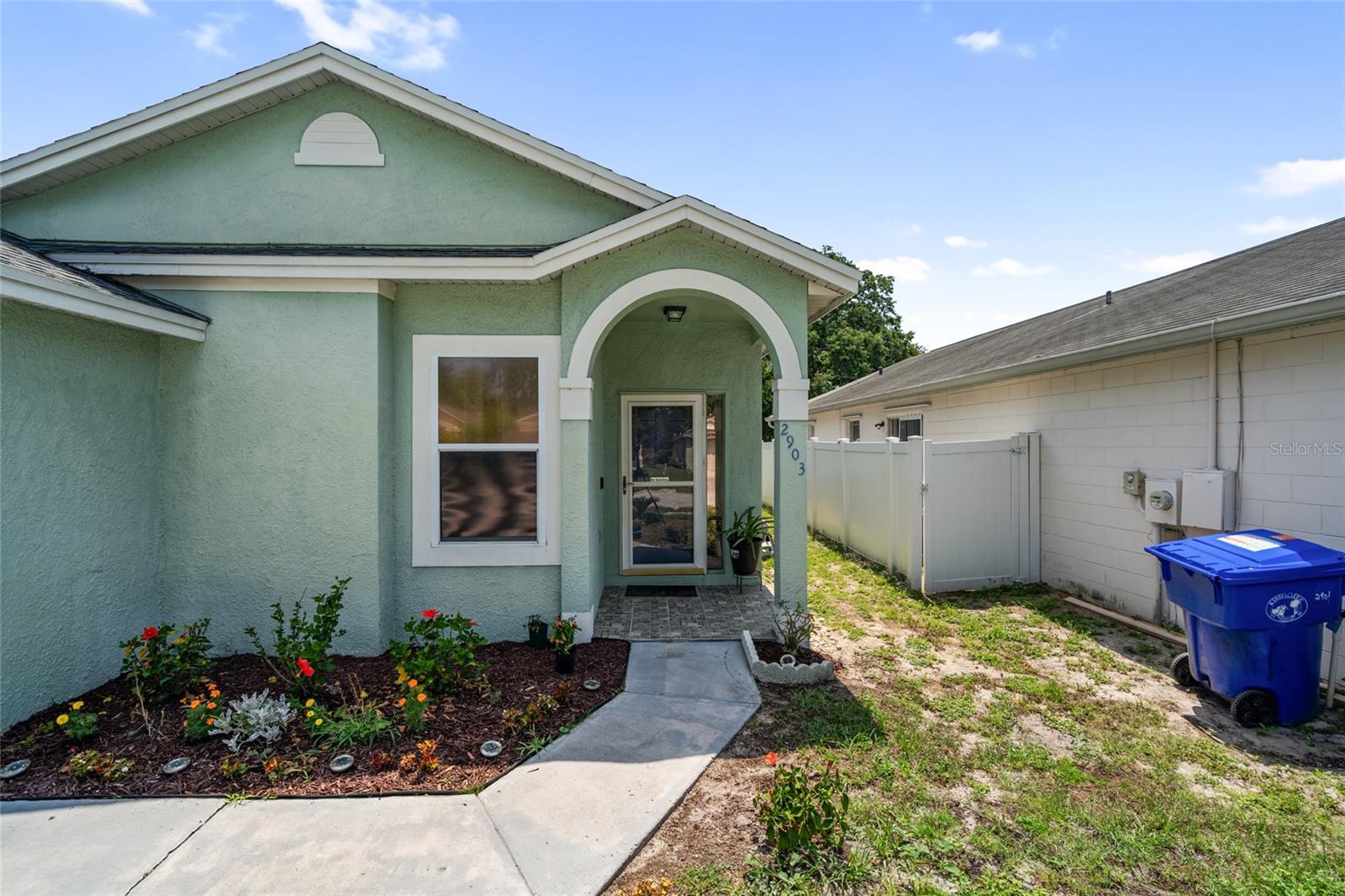 2903 WILLOW OAK COURT