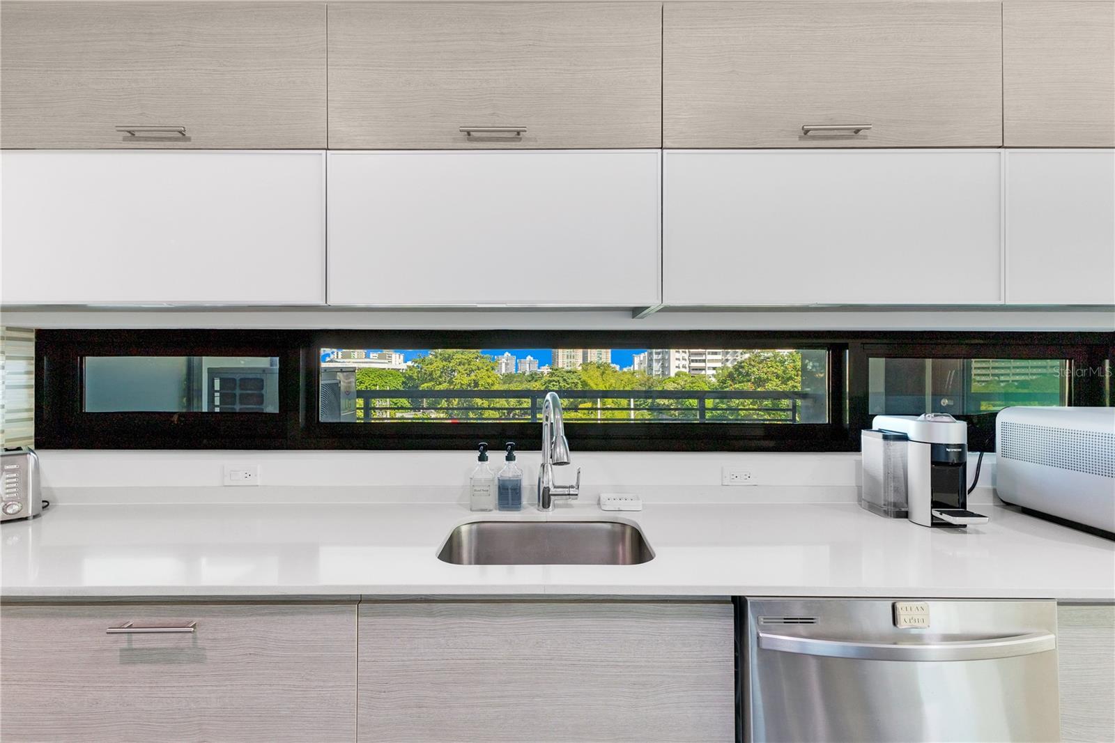 LA CIUDADELA DE SANTURCE - Residential Lease