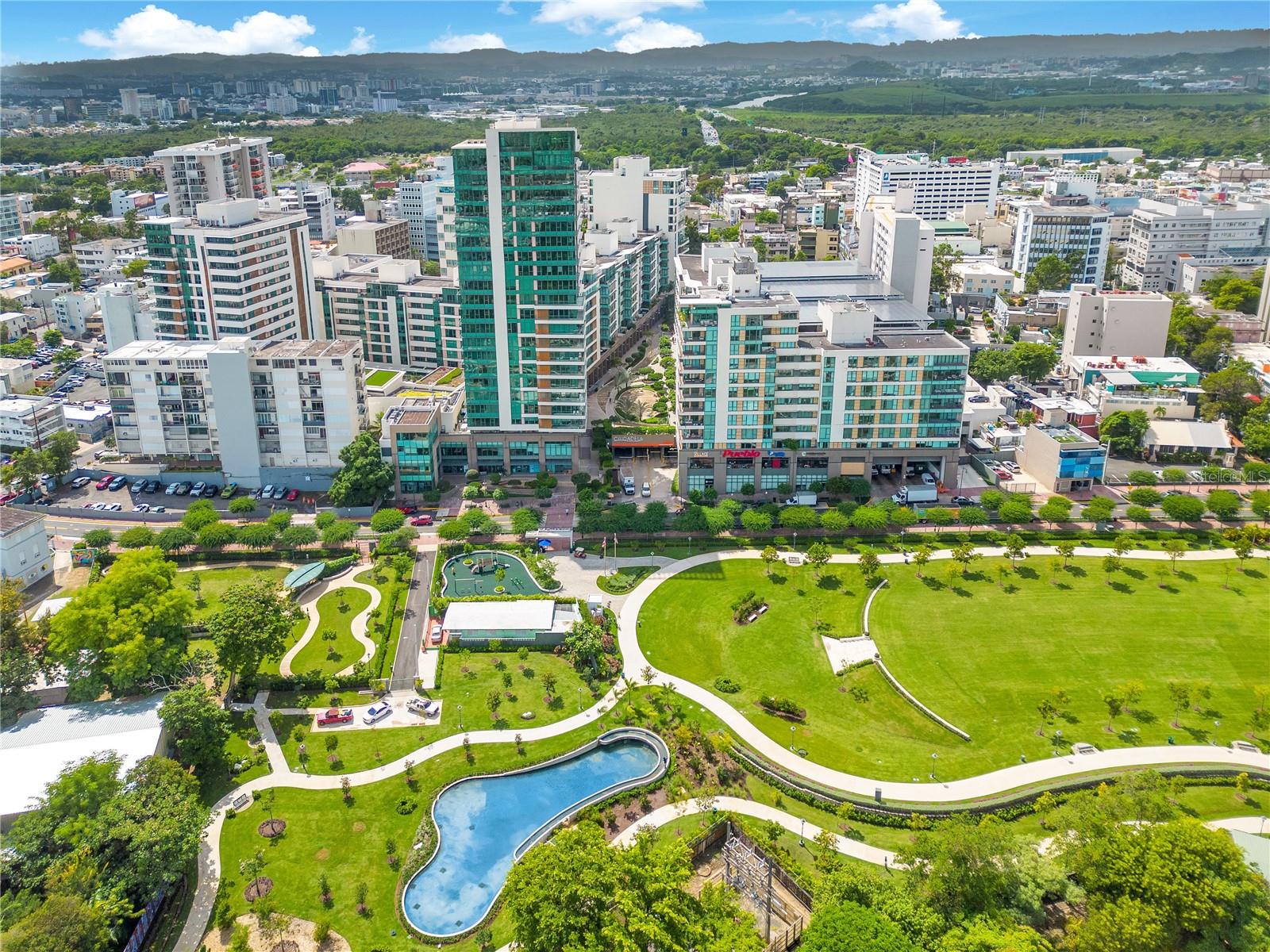 LA CIUDADELA DE SANTURCE - Residential Lease