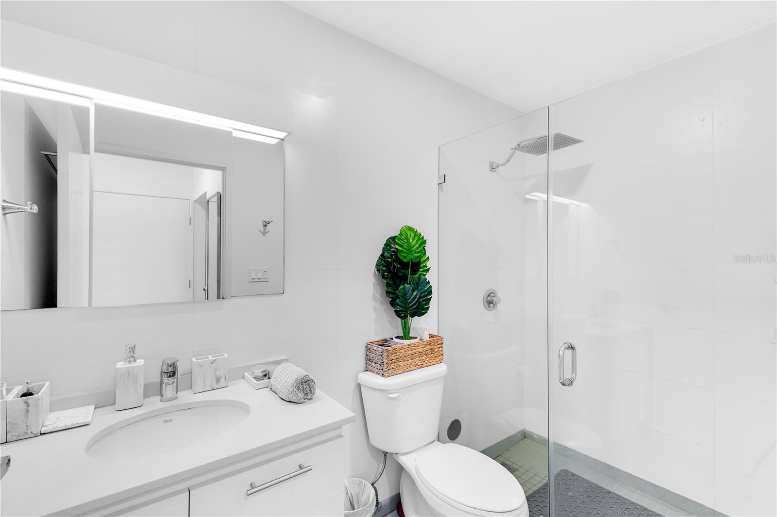 LA CIUDADELA DE SANTURCE - Residential Lease