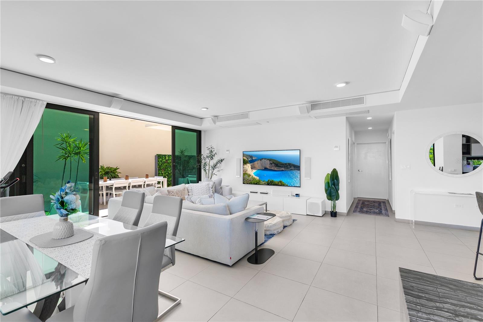 LA CIUDADELA DE SANTURCE - Residential Lease