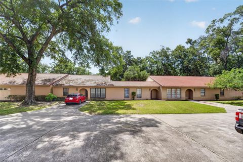 Photo of 1826 SW 35th Avenue, Ocala, FL 34474 (MLS # OM725277)