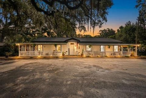 Photo of 3551 NW 60th Avenue, Chiefland, FL 32626 (MLS # GC540902)