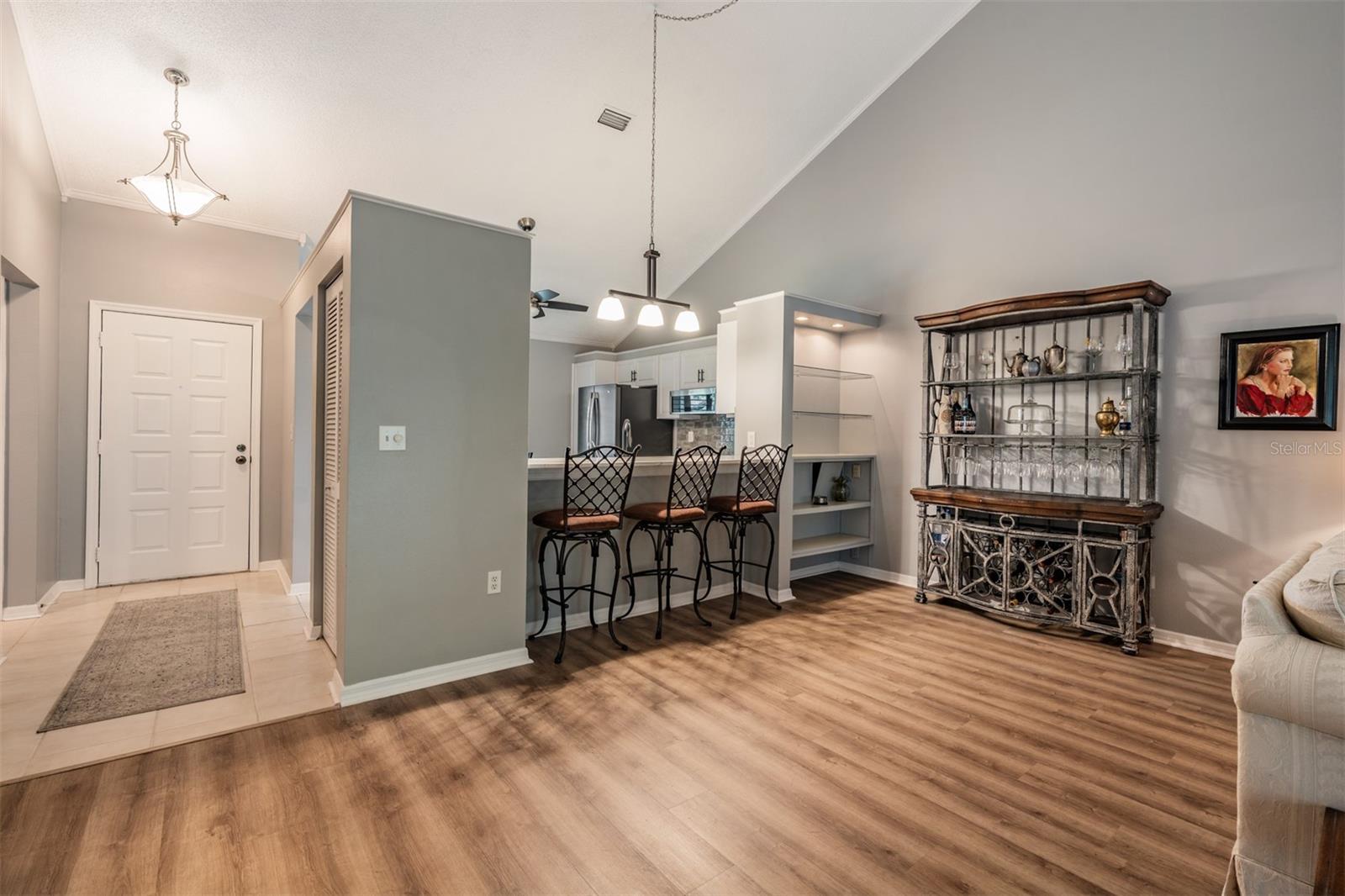 EL PASADO A CONDO - Residential