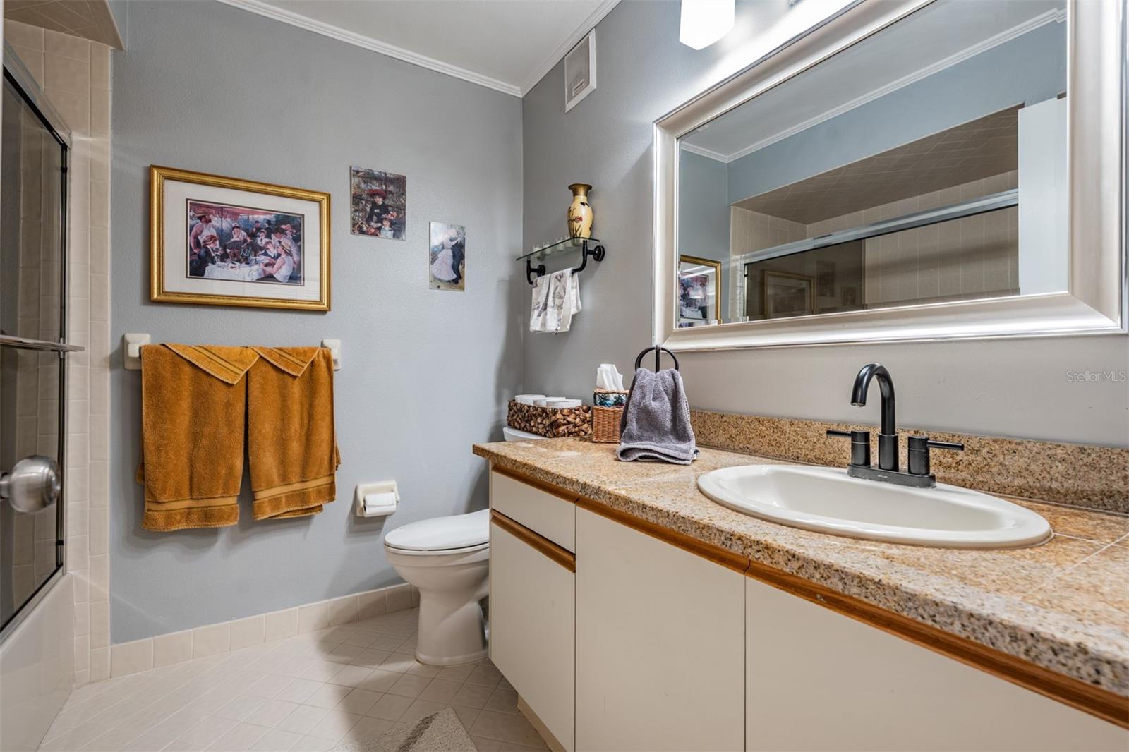 EL PASADO A CONDO - Residential