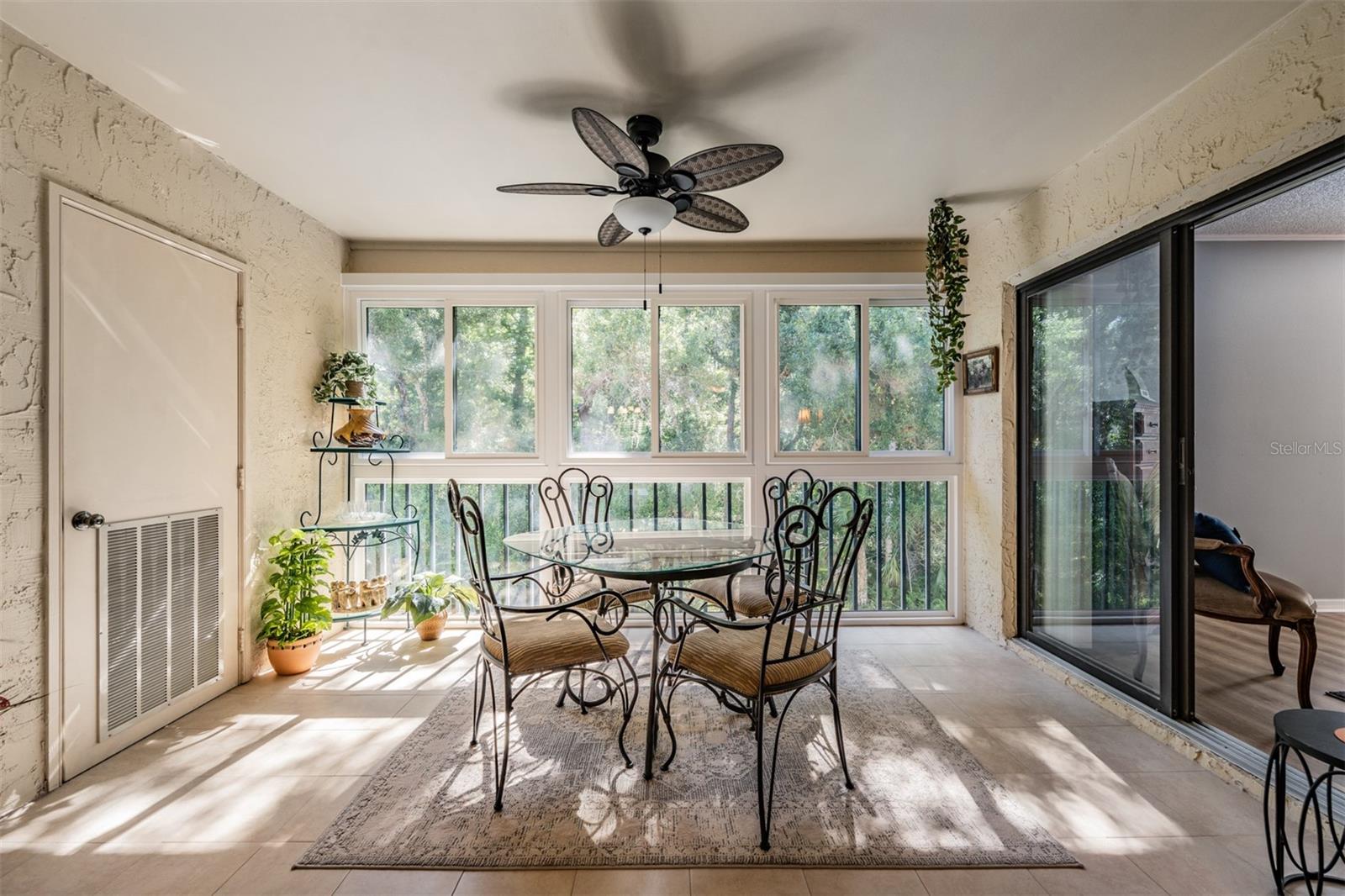 EL PASADO A CONDO - Residential