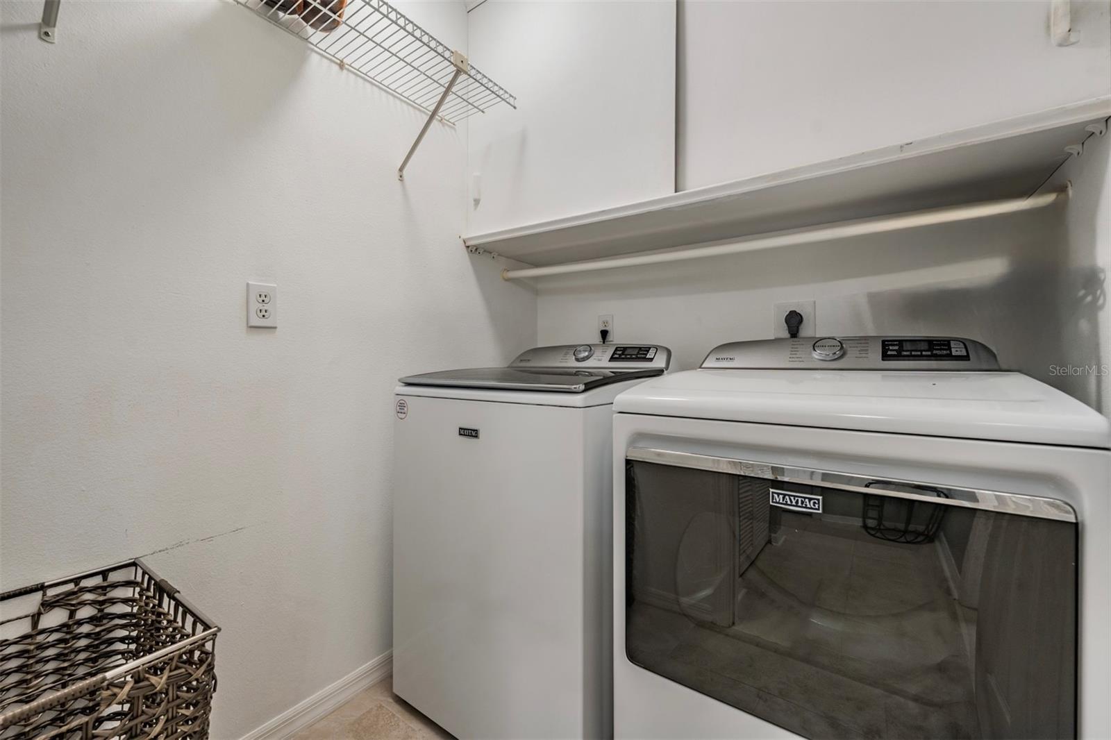 EL PASADO A CONDO - Residential