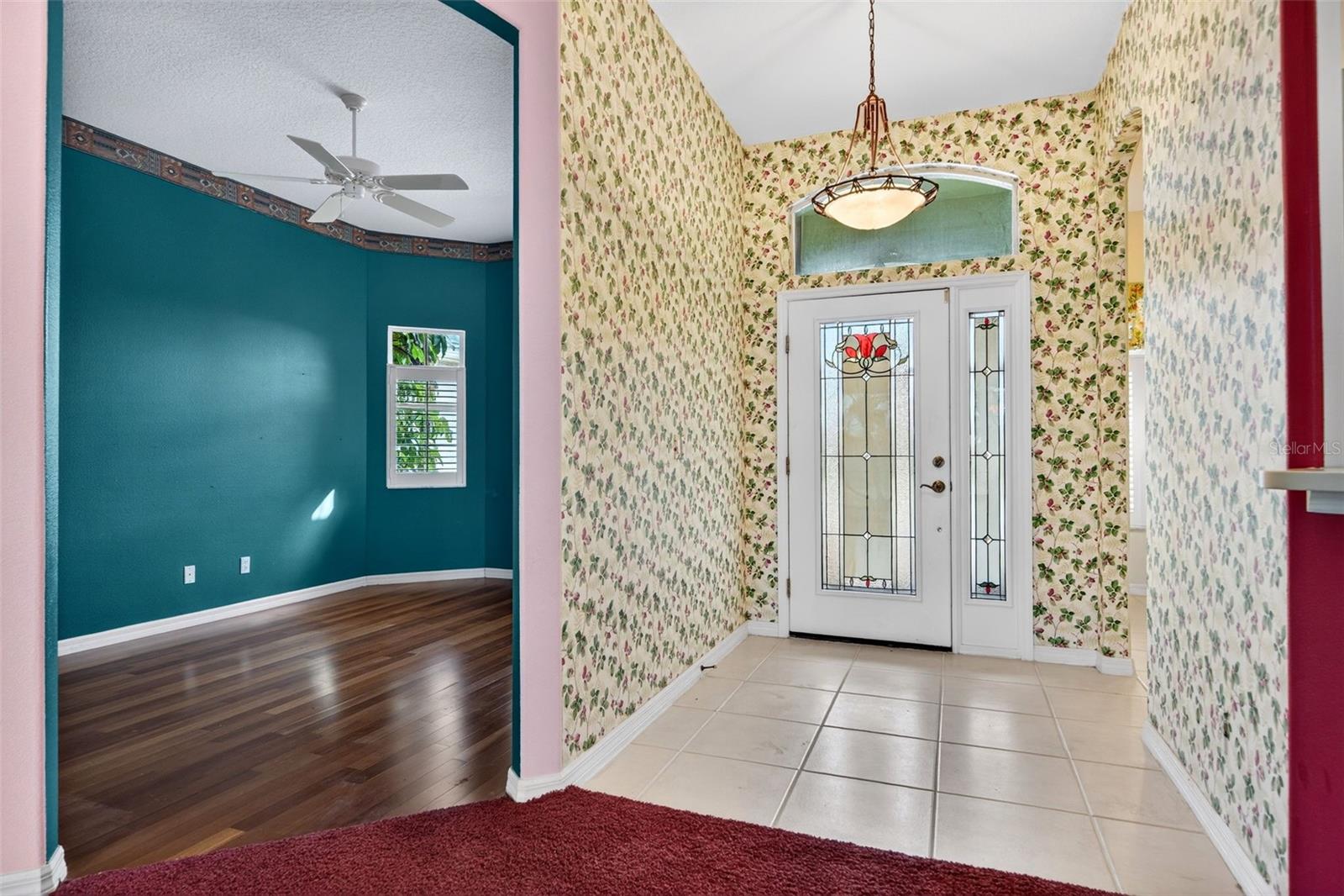 THE HAMPTONS - Residential