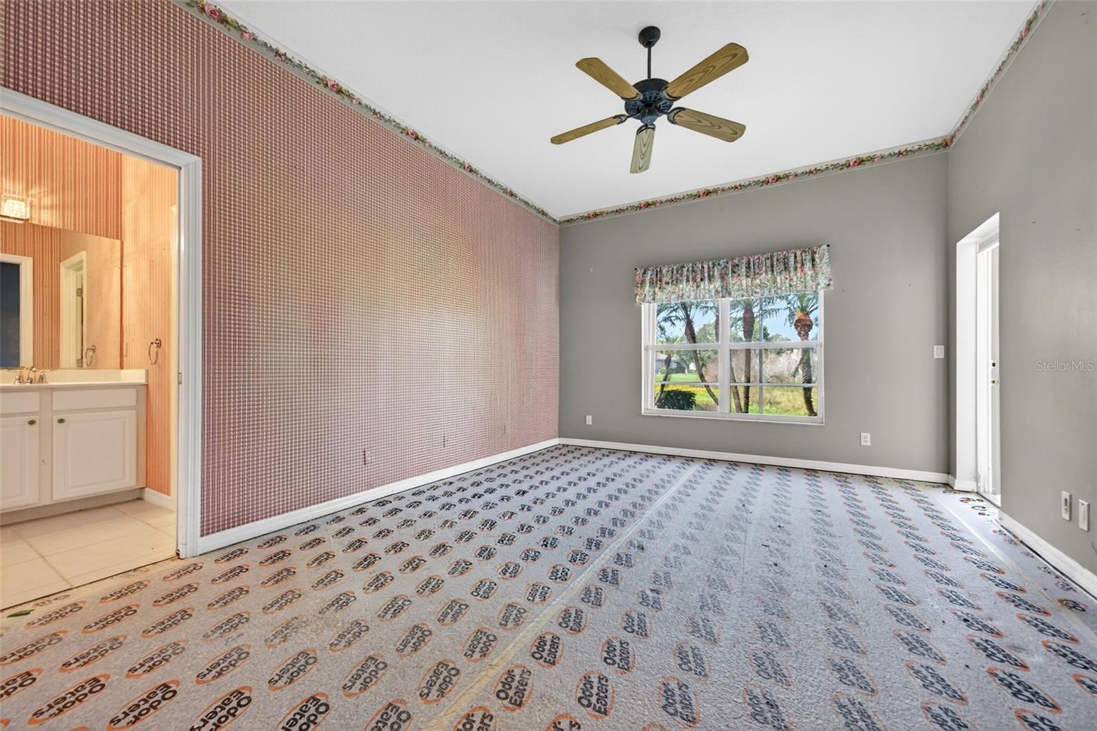 THE HAMPTONS - Residential