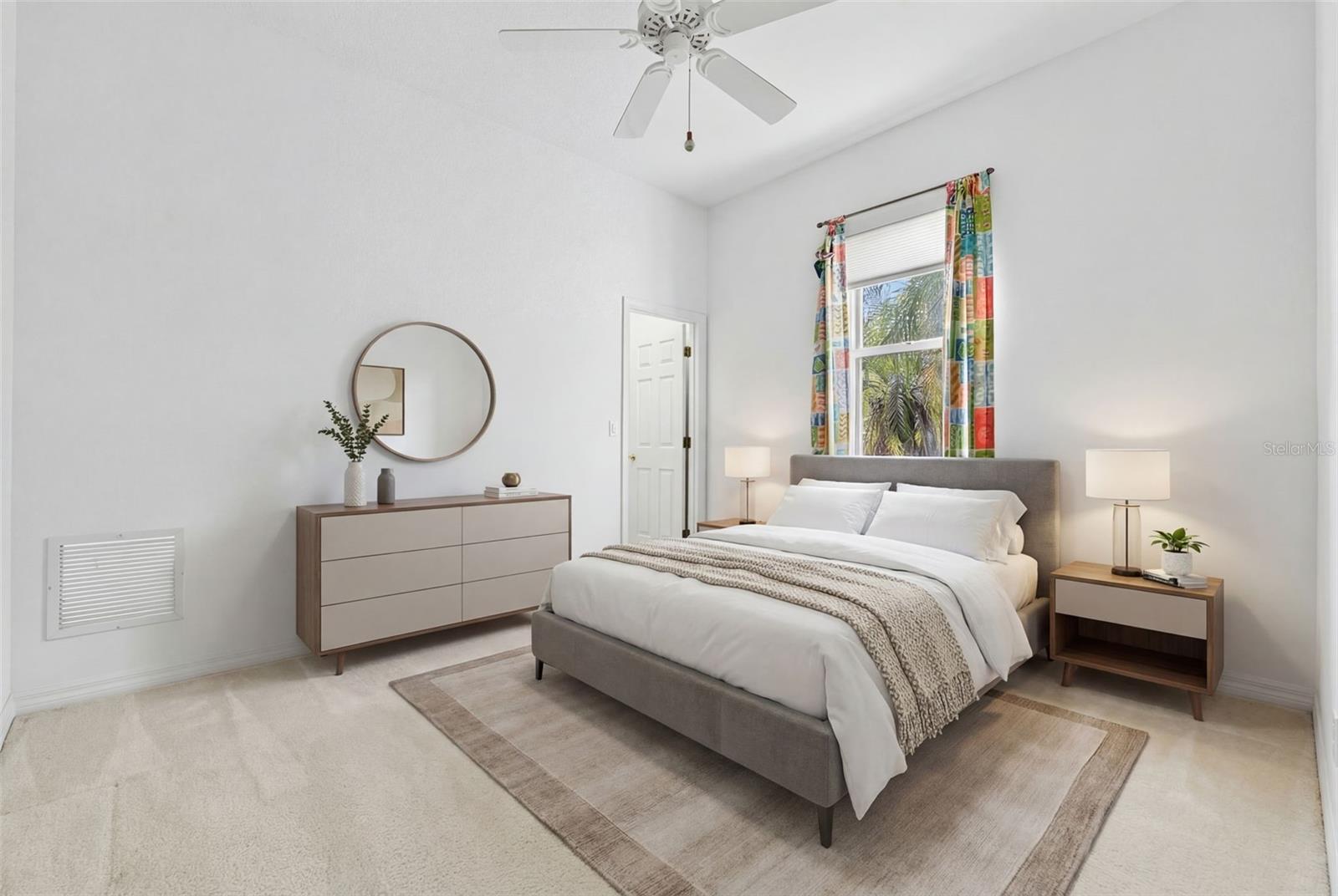 THE HAMPTONS - Residential