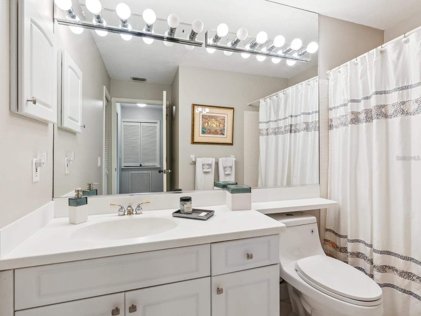 LANDINGS SOUTH VII - Residential