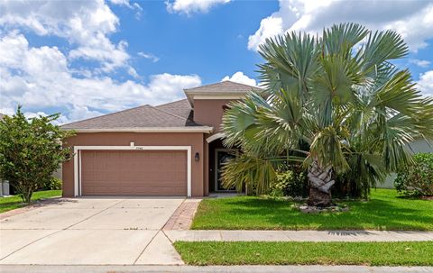 A home in PARRISH