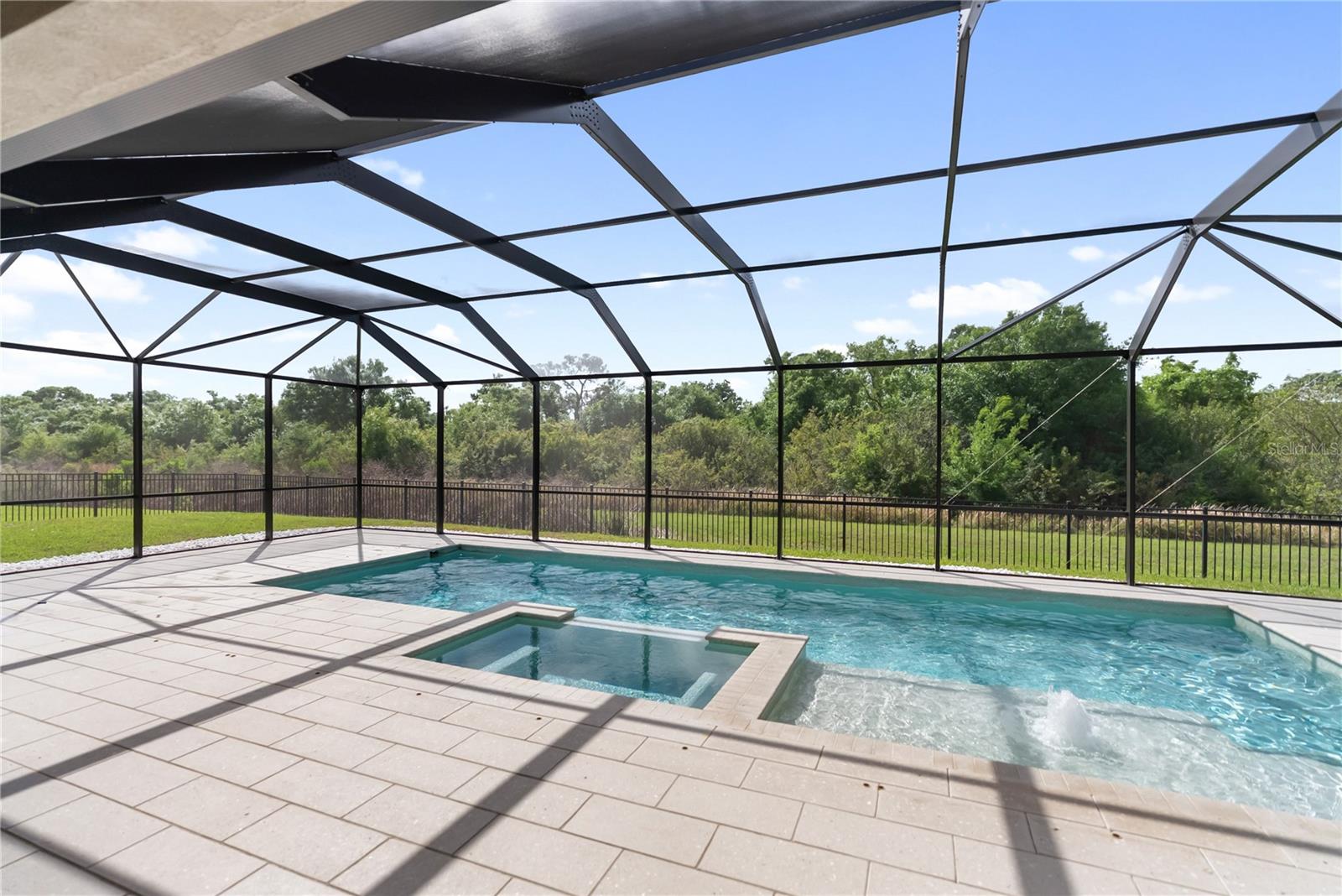 SAVANNA AT LAKEWOOD RANCH PH III 3ABD - Residential