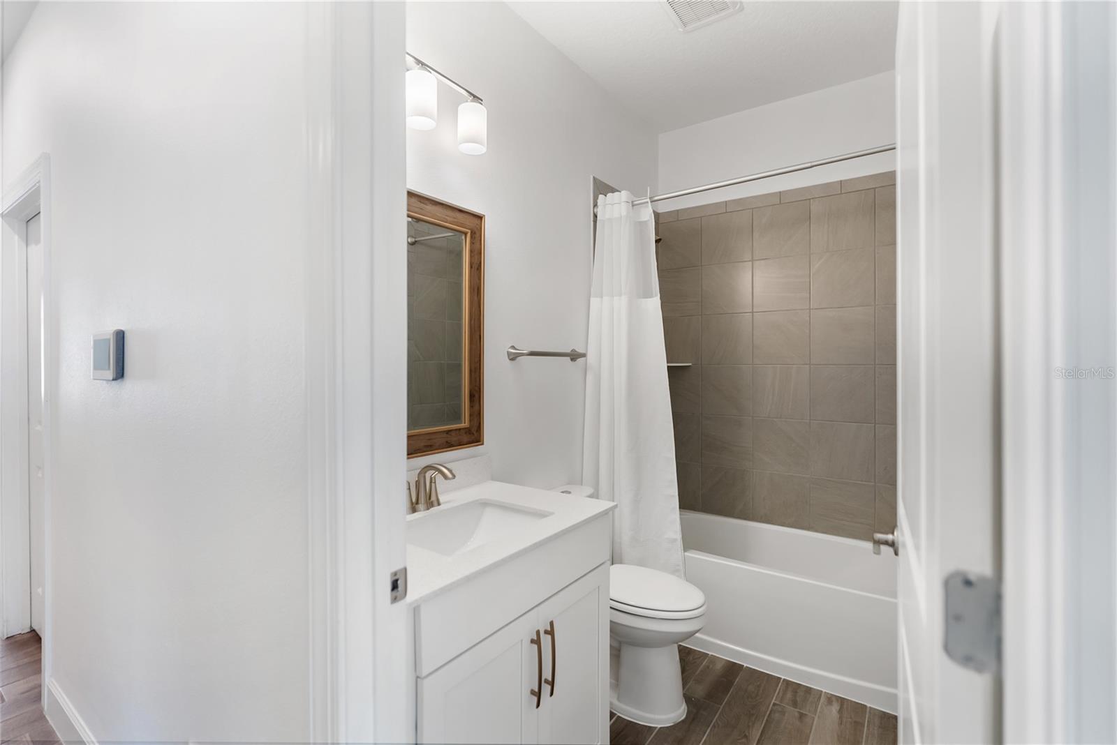 SAVANNA AT LAKEWOOD RANCH PH III 3ABD - Residential