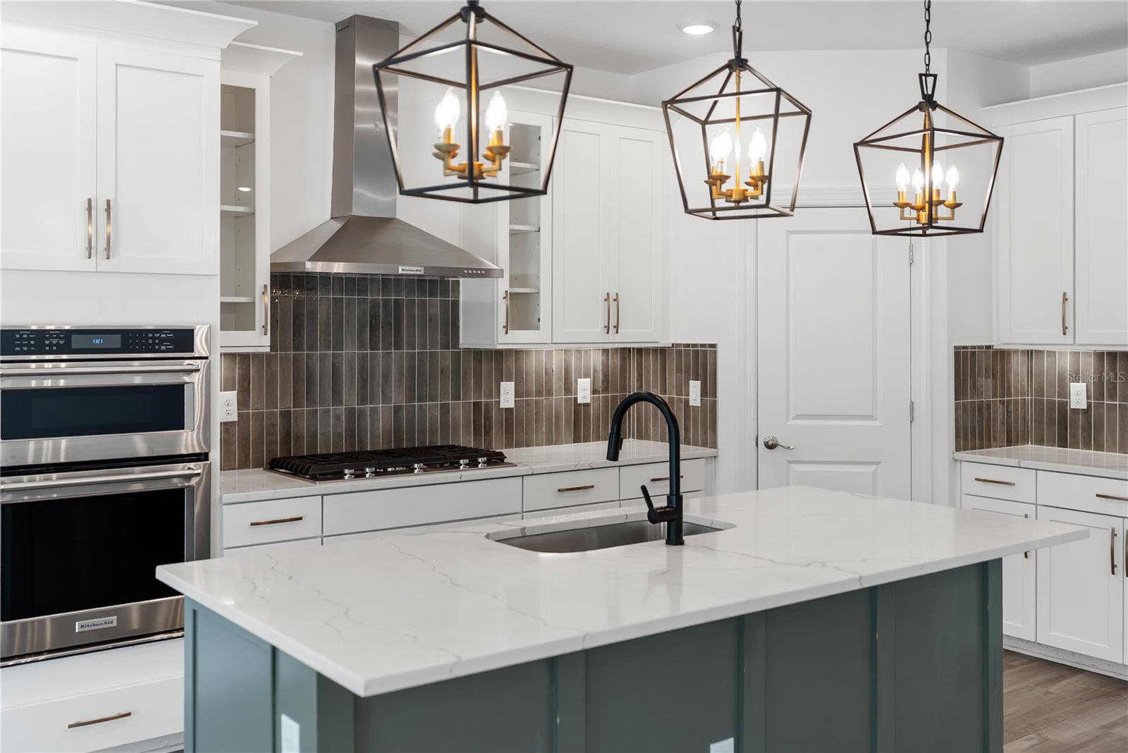 SAVANNA AT LAKEWOOD RANCH PH III 3ABD - Residential