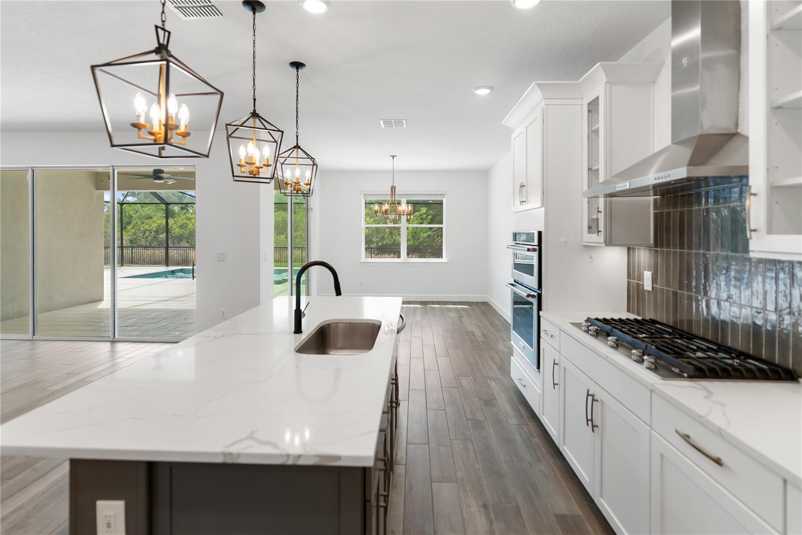 SAVANNA AT LAKEWOOD RANCH PH III 3ABD - Residential