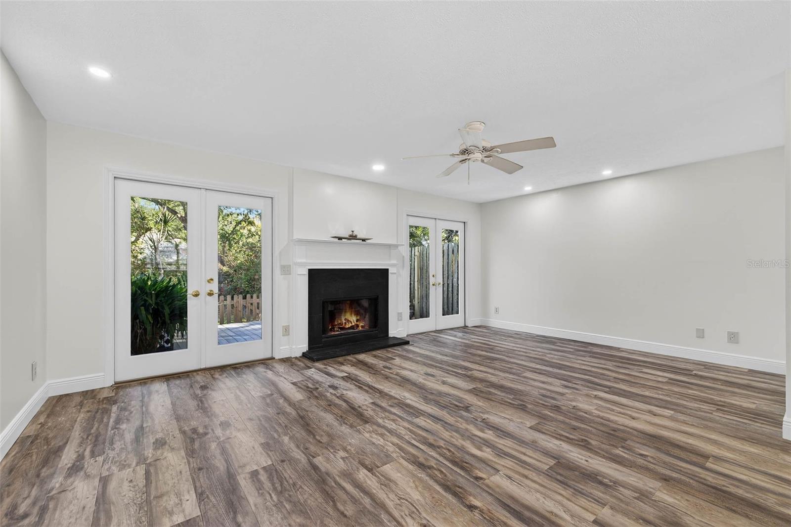 5300 BAYSHORE BOULEVARD C6