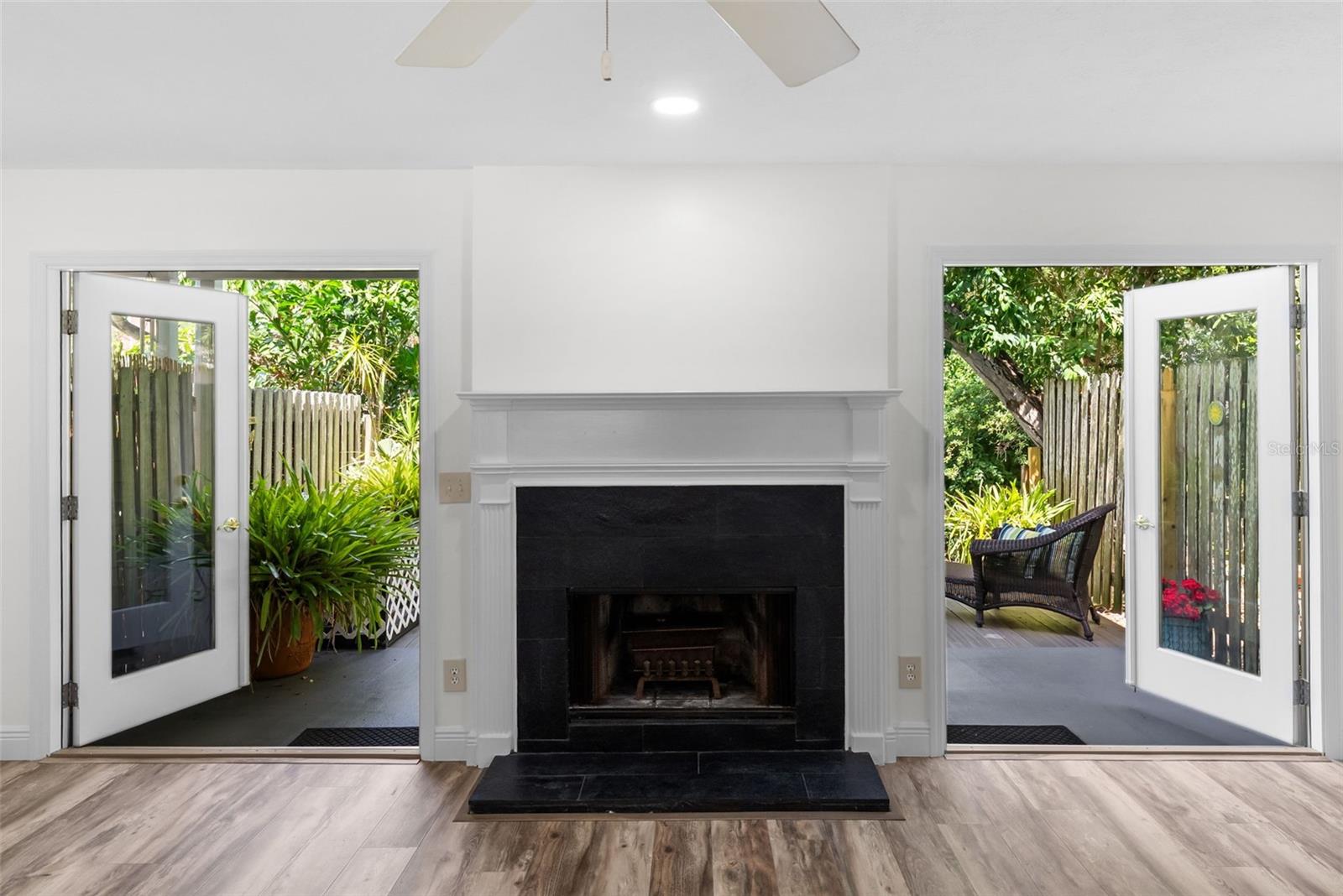 5300 BAYSHORE BOULEVARD C6