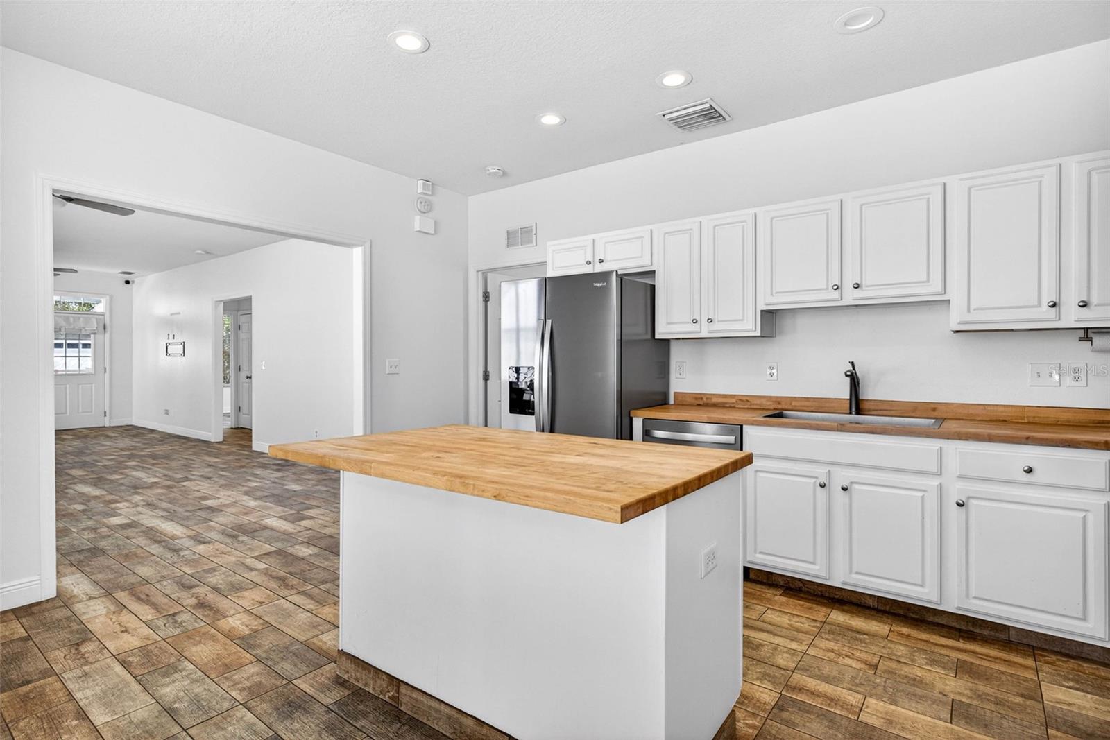 SILVER OAKS VILLAGE PH 02 - Residential