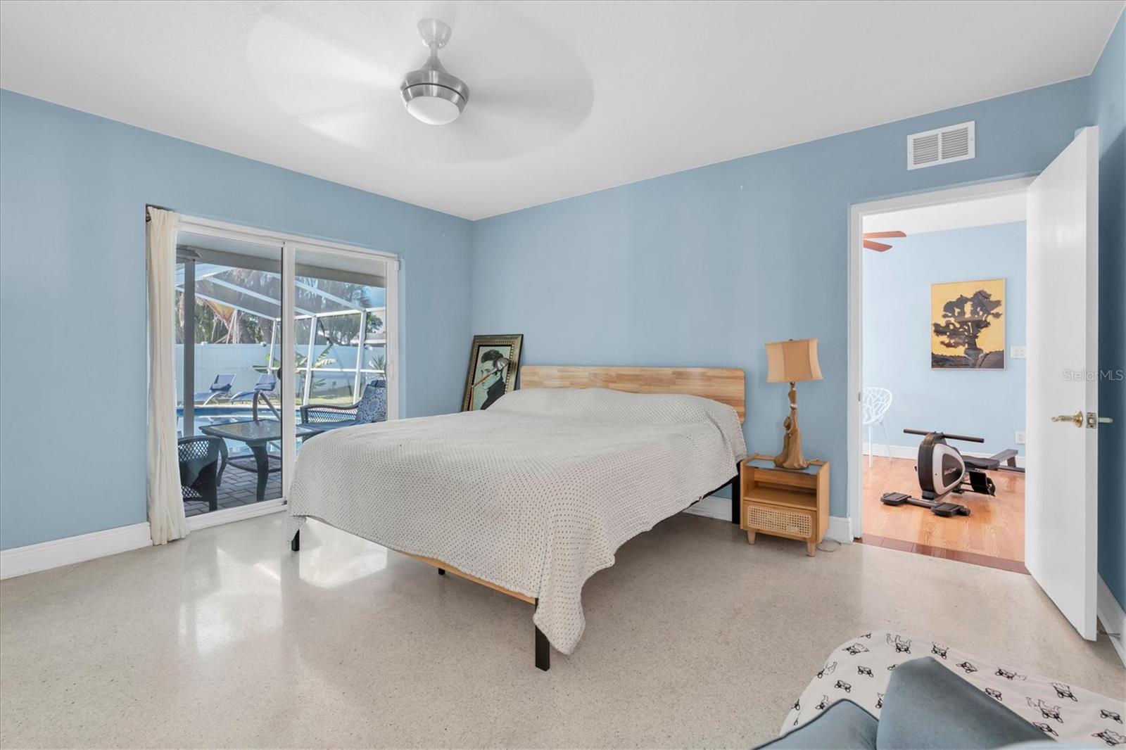 MAXIMO MOORINGS - Residential