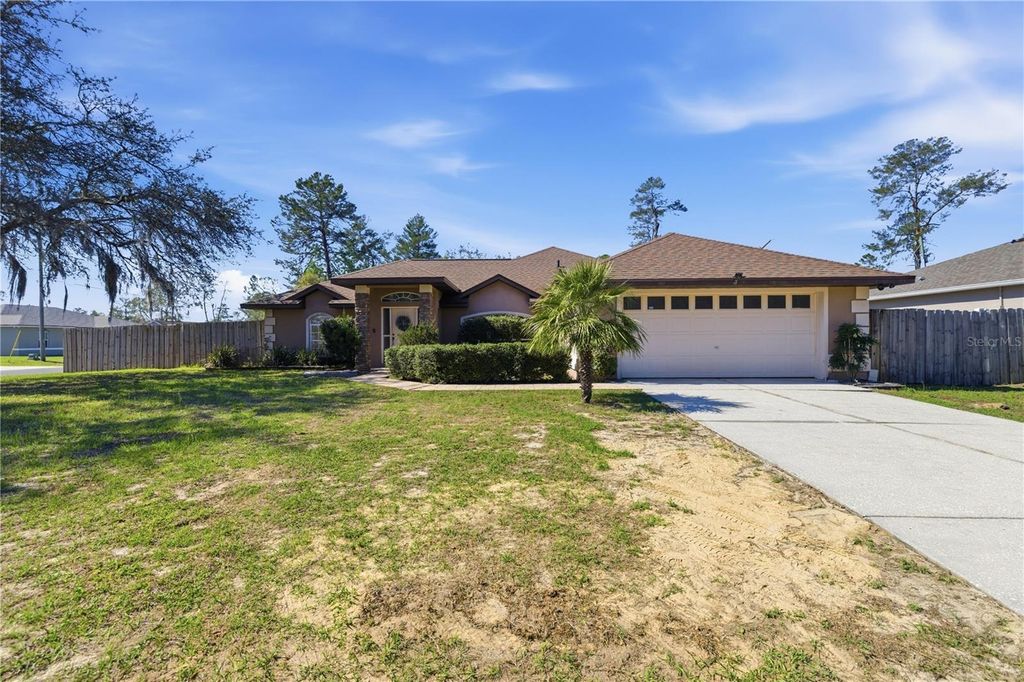 Photo of 15998 SW 27th Avenue Road, Ocala, FL 34473 (MLS # OM720180)