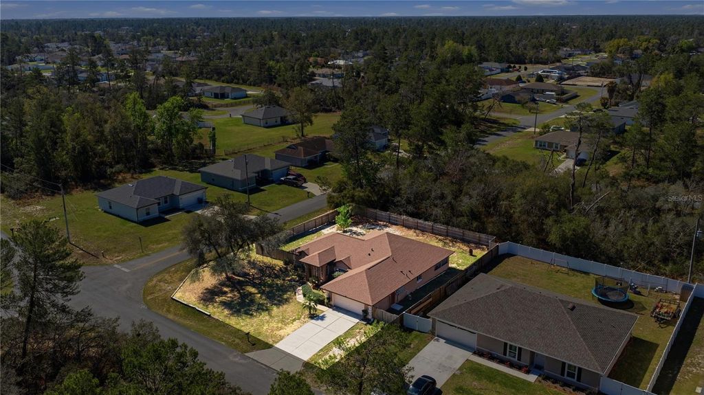 Photo of 15998 SW 27th Avenue Road, Ocala, FL 34473 (MLS # OM720180)