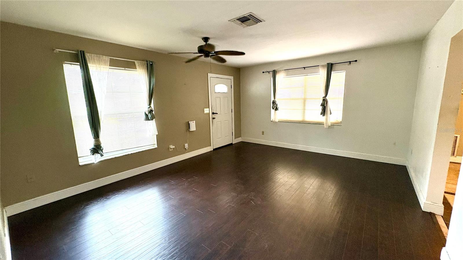 7156 SPRING HILL DRIVE