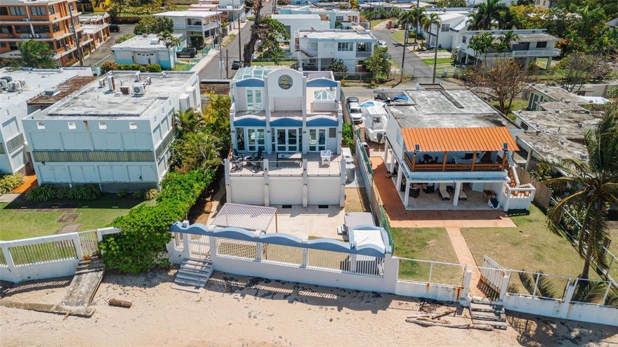 Located in Cerro Gordo, Vega Alta, this beachfront residence offers the perfect blend of comfort, privacy, and lifestyle. 

The home features 4 bedrooms, 3.5 bathrooms, and approximately 3,000 square feet of well-designed living space.

Enjoy direct beach access from your private terrace and backyard, ideal for everyday relaxation or entertaining. A balcony with ocean views adds an additional layer of tranquility, perfect for morning coffee or evening unwinding.

The property is equipped with a 13k generator and a 1,200-gallon cistern, ensuring reliability and peace of mind year-round. Pet-friendly, the home accommodates a flexible and comfortable lifestyle.

Set in one of Vega Alta’s most sought-after coastal areas, residents can enjoy outdoor activities such as kayaking, paddle boarding, swimming, snorkeling, surfing, fishing, scuba diving, and nearby mountain biking trails, all just steps from your door.

An exceptional opportunity for those seeking a true beachfront lifestyle on a long-term basis.