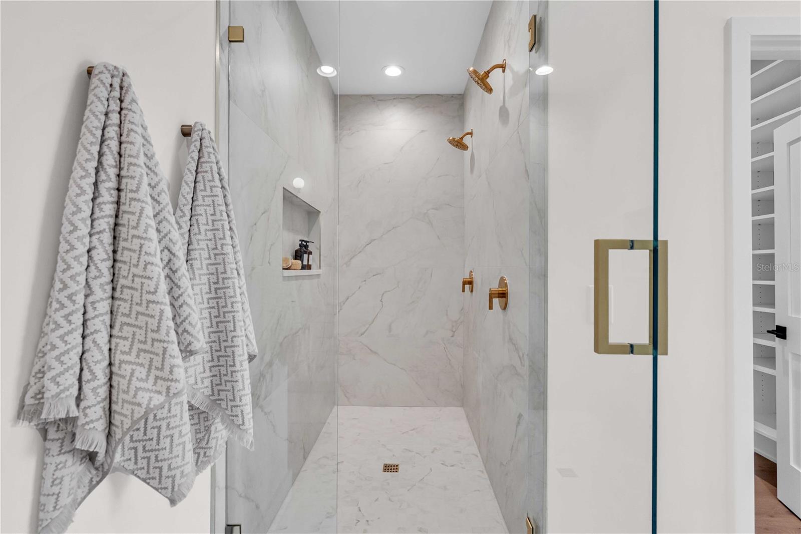 THE HARPER AND THE SAMSON - Residential Lease