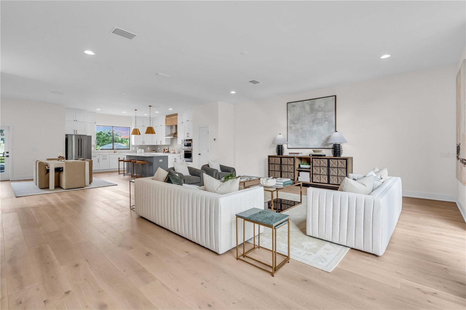 THE HARPER AND THE SAMSON - Residential Lease